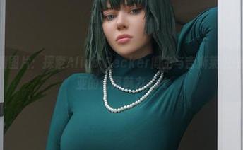 精选高清图片：探索Alina Becker博主与吉斯莱恩·德多尔迪亚的无限魅力.txt